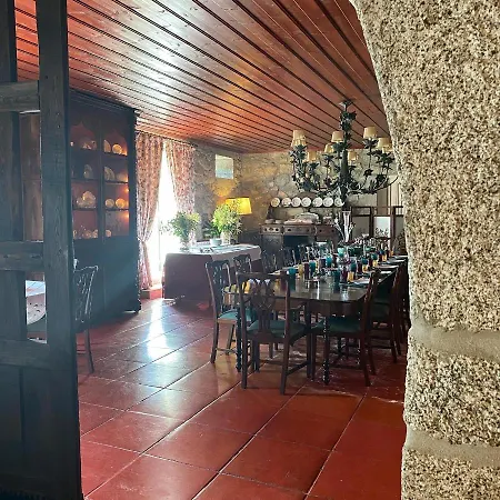 Casa Do Cimo 3*