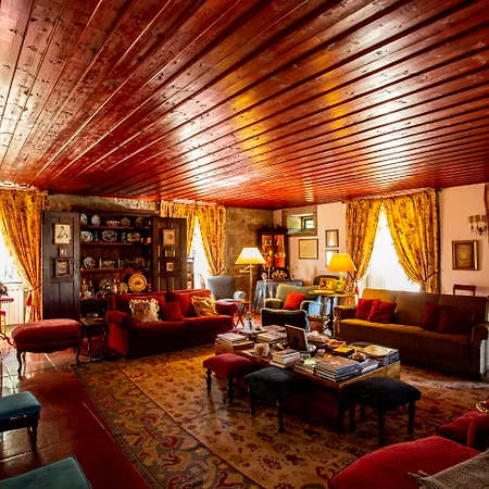 Nocleg ze śniadaniem Casa Do Cimo 3*