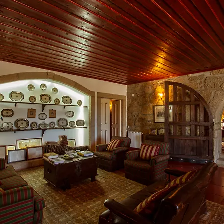 Casa Do Cimo Aldeia Nova do Cabo