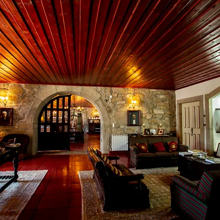Casa Do Cimo 3*