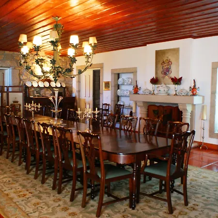 Casa Do Cimo 3*