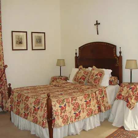 Casa Do Cimo 3*