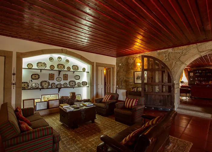 Casa Do Cimo Фундан