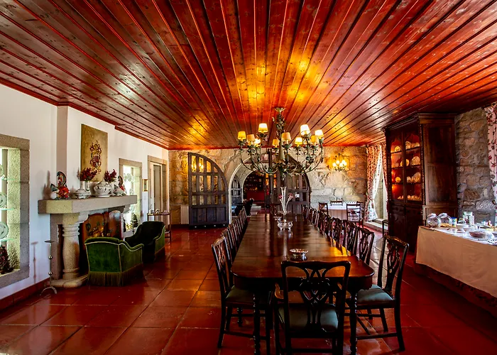 Casa Do Cimo Фундан